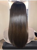 プラチナミネコラストレート