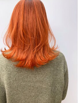 ネウィ ハウオリ 札幌駅前(newi hau'oli) 大人かわいいエギョモリ ミルクティーブラウン ひし形シルエット