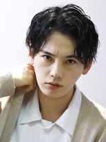 ツイストスパイラルパーマ黒髪センターパートツーブロック