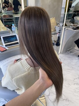 ロンドルーチェ 心斎橋(Lond luce) ダークアッシュ/ミディアムレイヤーカット［髪質改善/縮毛矯正］