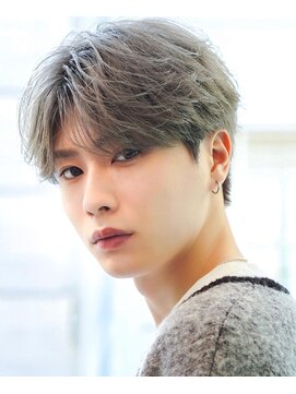 オーシャントーキョー 渋谷神南(OCEAN TOKYO) 韓国ヘアカルマパーマカルマバングセンターパート黒髪ウルフ