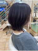 レイヤーボブ　くびれバブ　レイヤーカット　ミディアムレイヤー