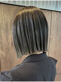 栄ハイライト透明感耳掛けボブスタイル