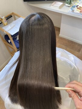 ユキイロ(yukiiro) 【yukiiro】ウルティアケアストレート