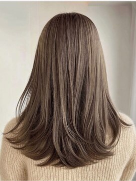 フォト 富山(foto) 20代30代ミディアムレイヤーインナーカラーダブルカラー富山