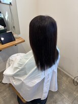 ラフ(Laugh)&nbsp;ナチュラルストレートとグレーカラー