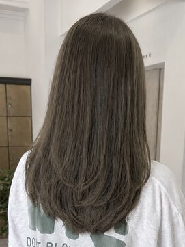 ヘアーアイスカルテット(HAIR ICI QUARTET) 夏カラー/オリーブベージュ/レイヤーカット/顔周り/透明感