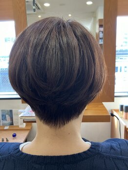 ナチュラルヘアーラックの写真/ショートヘアは顔回りが命!骨格や髪質に合わせたカットで、あなたに一番似合うショートをご提案♪
