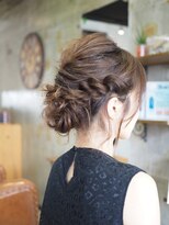 ノエル ヘアー アトリエ(Noele hair atelier) パーティヘア×ツイストルーズアップ