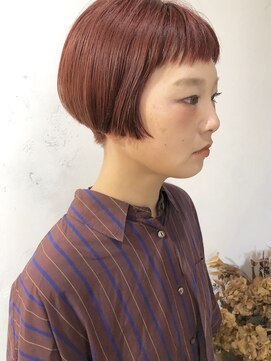 リベッタ(Ribetta) レッドオレンジのコンパクトボブ