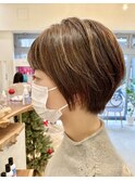 ソフト刈り上げ丸みショート ／大人女性/3D  ロミー本厚木