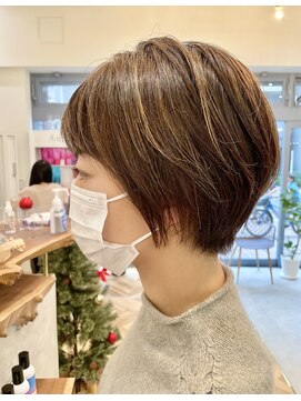 ロミー 本厚木(ROMMY.) ソフト刈り上げ丸みショート /大人女性/3D ロミー本厚木