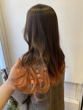 アン(Hair make un) オレンジ裾カラー