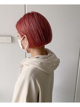 ファミリィ (PHAMILEE) ビビッドからペールまで楽しめるピンクボブ