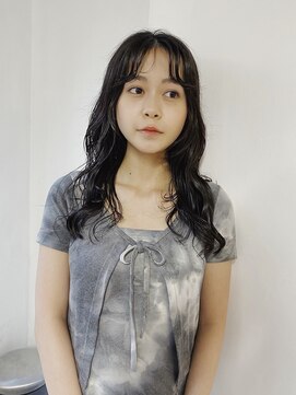 丹 #ウェーブパーマ#アンニュイ#韓国