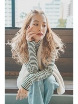 ソルバイディア(SOL by diar) 外国人風☆