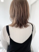 スウィート108(SUITE 108) 毛先のハネが可愛いレイヤーボブ