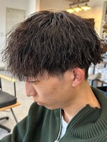 フゥ 宇都宮(FeU)&nbsp;波巻きパーマメンズパーマメンズヘアツーブロックツイストパーマ