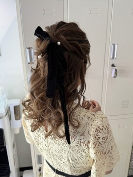 スミ(sumi) ハーフアップスタイル