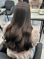 ペレ 栄 アネックス(PELE栄ANNEX) 韓国 くびれロング レイヤー ワンホンヘア 小顔前髪