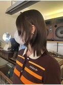 透明感オリーブベージュ