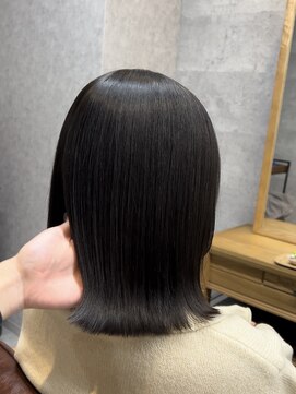 縮毛矯正履歴あり/外ハネ