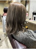 ミルクティーベージュ