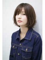 リビンバイアフロート(Livin by afloat)&nbsp;20代30代40代大人レイヤーボブ　前髪あり