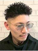 横浜西口ビジネスパイキーショートフェードカットツイスパ緩め