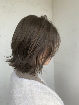 ムエール(mouair) 欲張り透け感カットカラー/シルキーベージュ/ロングボブ