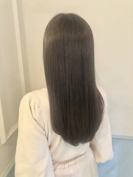 フレーム へアアンドトリートメント 天王寺北口店(FRAME) [FRAME 天王寺北口店] 艶感グレージュ