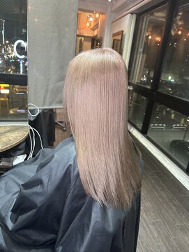 テテ(TETE) ピンクベージュ　心斎橋×長堀橋