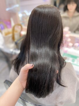 ラメール(MAISON LA MER) 《AYAKA》艶髪☆オリーブグレージュカラー