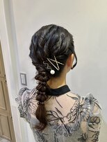 編みおろしヘア