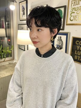 リタ(LITA) 【LITA】ショート ショートパーマ　黒髪ショート　＊岸岡