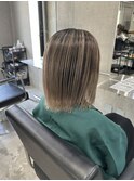 ベージュバレイヤージュ/切りっぱなしボブ/シルキーベージュ