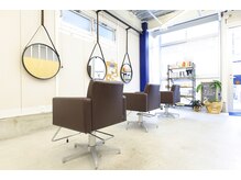 ヘアカラーサロン ロイ(HAIR COLOR SALON roi)