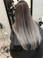 ルーツ(Roots) バレイヤージュは根元が伸びても目立ちづらいです!