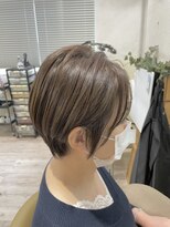 ヒラソル(girasol)&nbsp;耳掛け丸みショート/高濃度水素カラー/イルミナカラー