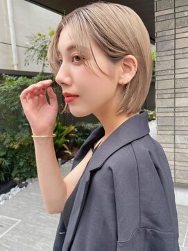 トルネード(TORNADO) 海外ヘア 外国人風ベージュ切りっぱなしボブ カーテンバングt81