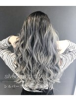 ココ 横浜(coco)&nbsp;ハイライト、ブリーチ、ダブルカラー、インナーカラー、エクステ