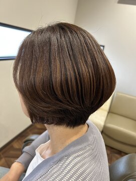 ヘアーズ マーブル(hairs MARBLE) ツヤと深みで上品さを引き出す、大人ショコラカラー