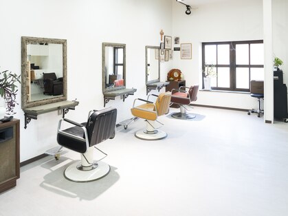 LAUGH TALE【4月2日 NEW OPEN（予定）】の写真