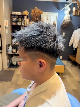 トリコ(toriko)の写真/男の色気を引き出す！ハイライトで個性をプラス、かっこよく攻めるヘアスタイルなら当店へ★