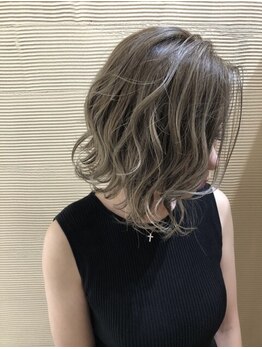 デュールウェスト(Duul West)の写真/白髪染めしながら最旬のデザインカラーが楽しめる!ハイライトで透明感を演出♪お洒落カラーを諦めないで◎