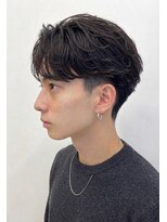 ボイスヘア(voice hair)&nbsp;カット+フェザーパーマ+眉カット◎骨格を綺麗に見せる髪型