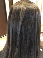 ヘアーミューズ リベロ(hair muse Livero) 【Livero】エモ系ハイライトカラー