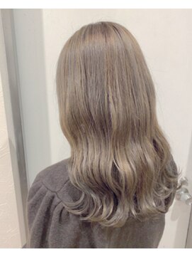 ジーナ 渋谷駅前(Zina) 【Zina　渋谷】モテ髪まろベージュ×フリンジウェーブ