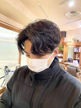 トレヴァーデルチザン(TREVOR DE'RTISAN) センターパート