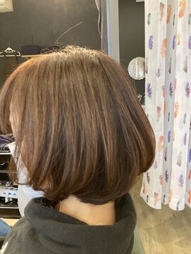 アンバー(amber) グラデーションボブ